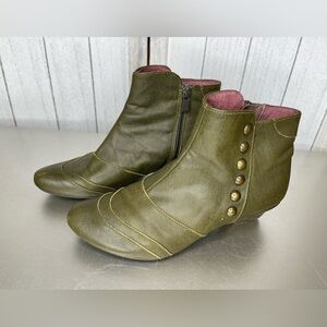 Eric Michael Web Shoemakers Booties Boots Studded Women US 5.5-6 EU 36 Spain